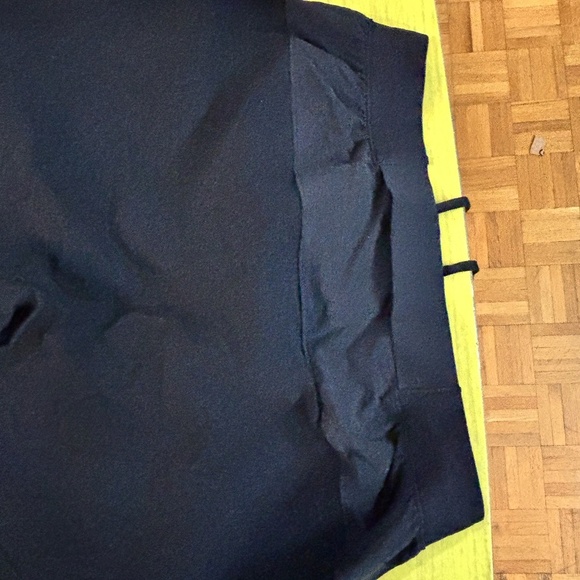 mens Lululemon joggers - Picture 8 of 8